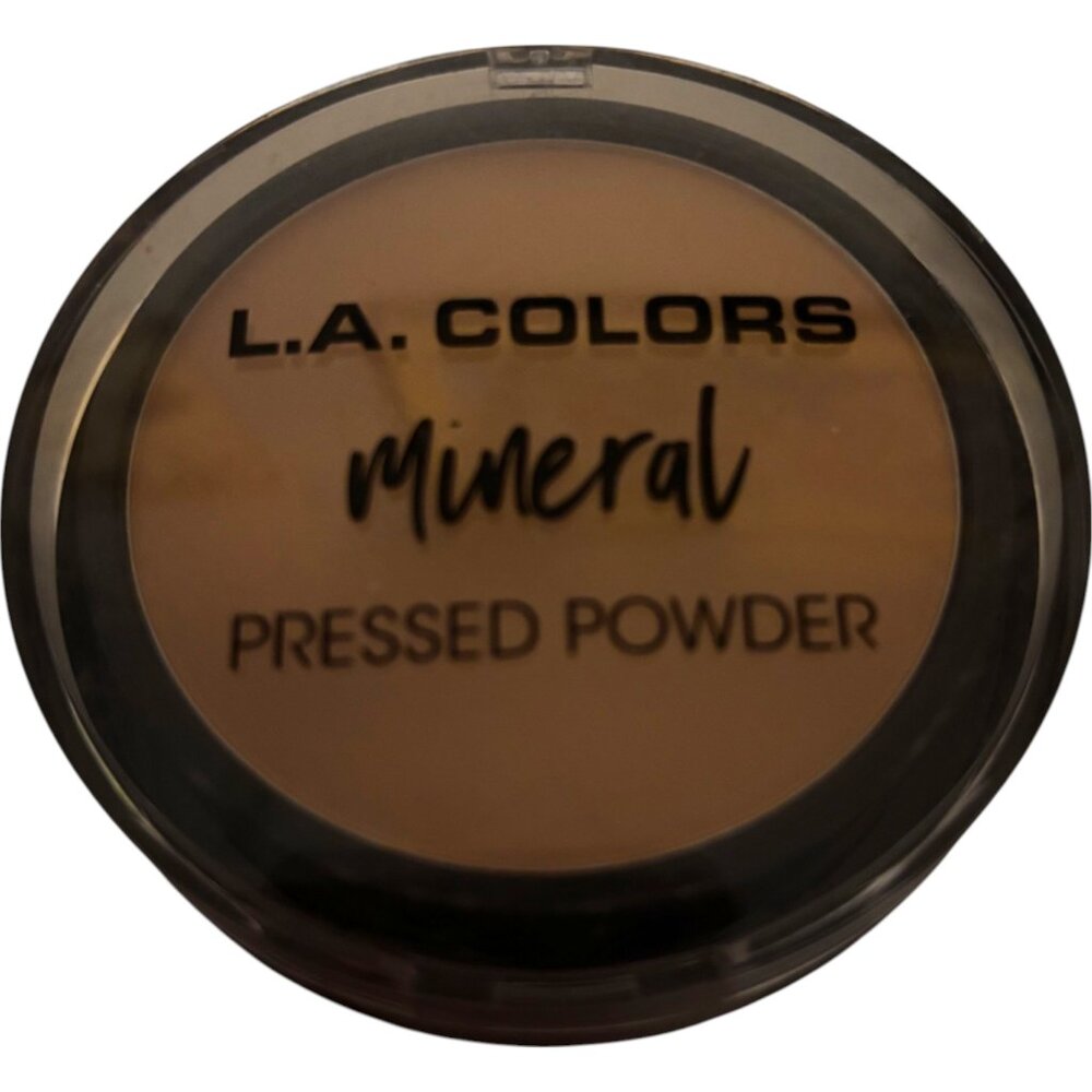 LA Colors Mineral Pressed Powder CMP374 Soft Honey NEW Sealed- no box‎